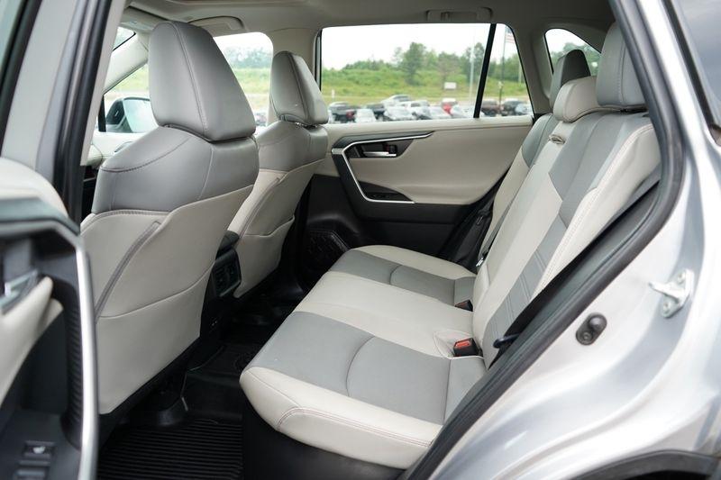 Toyota RAV4 Hybrid Limited AWD (Natl) 2023