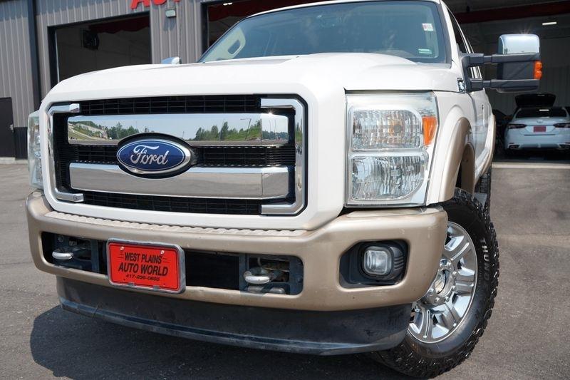 Ford Super Duty F-350 SRW King Ranch 4WD Crew Cab 6.75' Box 2012