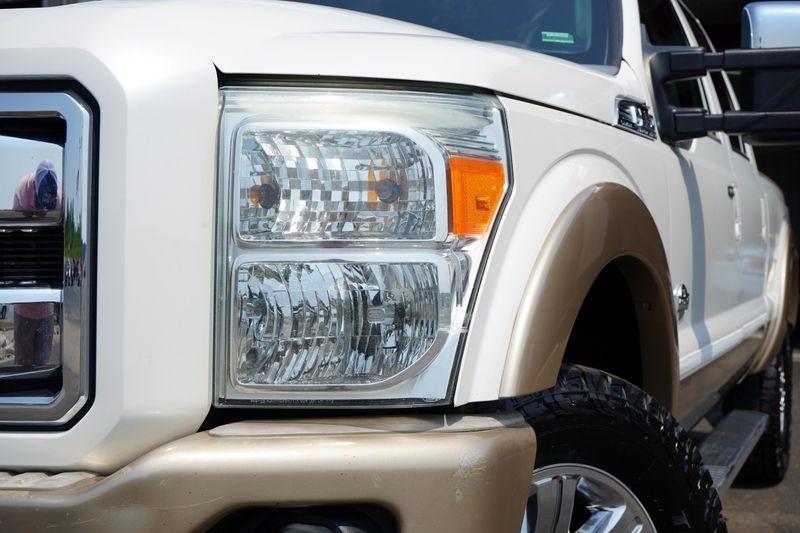 Ford Super Duty F-350 SRW King Ranch 4WD Crew Cab 6.75' Box 2012