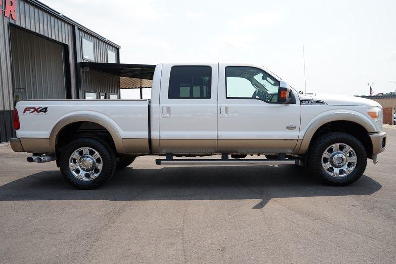 Ford Super Duty F-350 SRW King Ranch 4WD Crew Cab 6.75' Box 2012