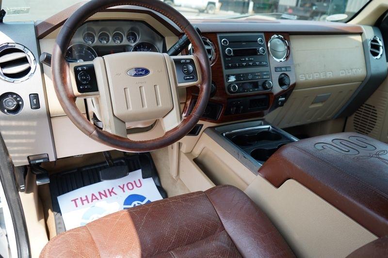 Ford Super Duty F-350 SRW King Ranch 4WD Crew Cab 6.75' Box 2012