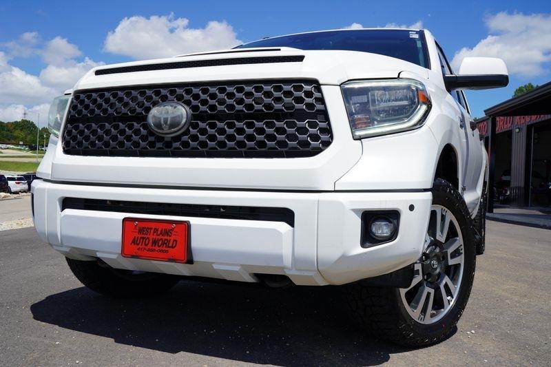 Toyota Tundra 4WD 1794 Edition CrewMax 5.5' Bed 5.7L (Natl) 2018