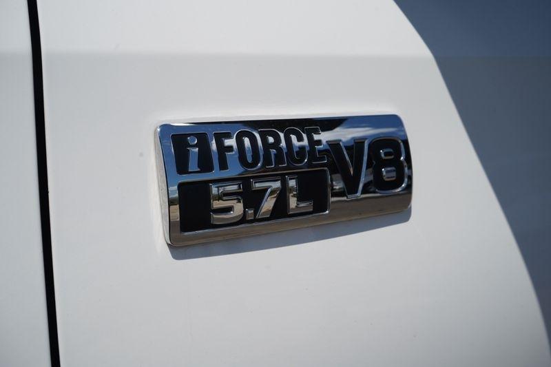 Toyota Tundra 4WD 1794 Edition CrewMax 5.5' Bed 5.7L (Natl) 2018