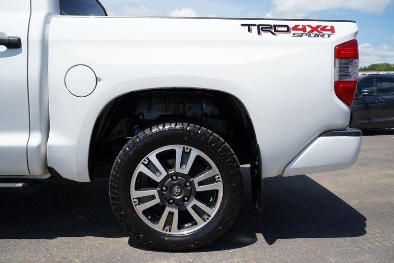 Toyota Tundra 4WD 1794 Edition CrewMax 5.5' Bed 5.7L (Natl) 2018