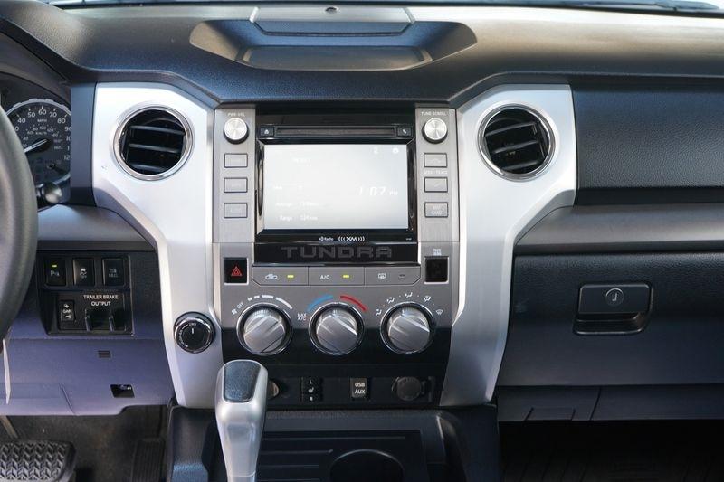 Toyota Tundra 4WD 1794 Edition CrewMax 5.5' Bed 5.7L (Natl) 2018