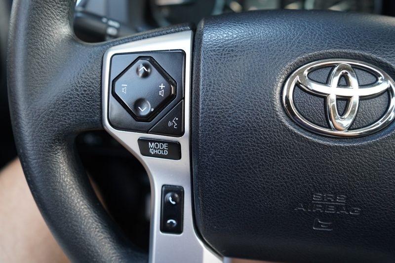 Toyota Tundra 4WD 1794 Edition CrewMax 5.5' Bed 5.7L (Natl) 2018