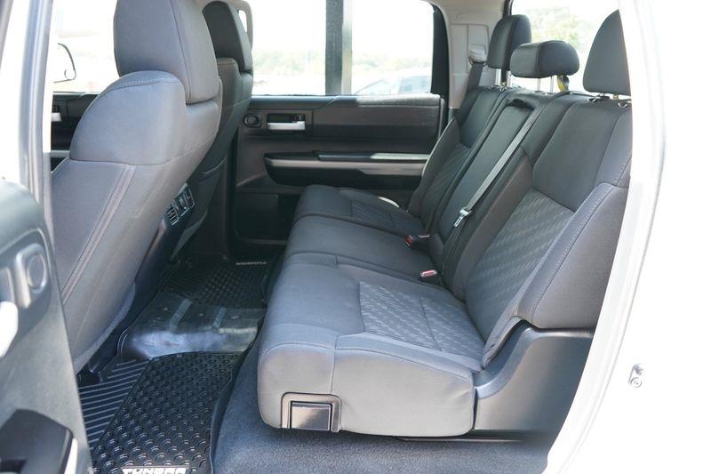 Toyota Tundra 4WD 1794 Edition CrewMax 5.5' Bed 5.7L (Natl) 2018