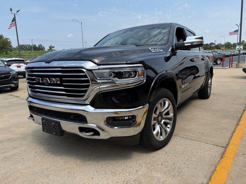 RAM 1500 Longhorn 4x4 Crew Cab 5'7" Box 2019