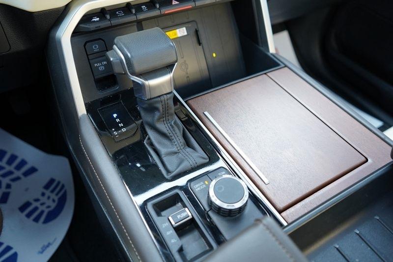Toyota Tundra 4WD 1794 Edition CrewMax 5.5' Bed (Natl) 2022