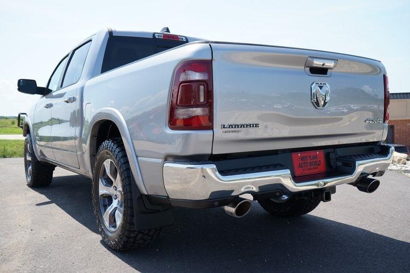 RAM 1500 Laramie 4x4 Crew Cab 5'7" Box 2021