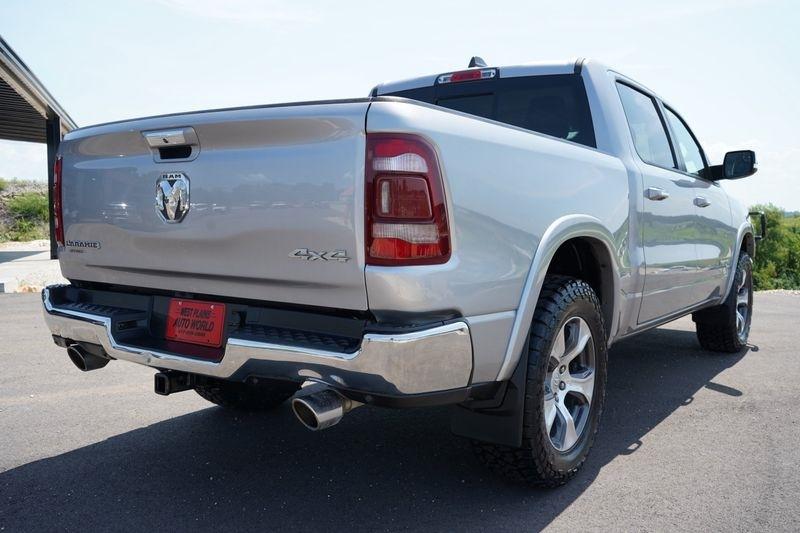 RAM 1500 Laramie 4x4 Crew Cab 5'7" Box 2021