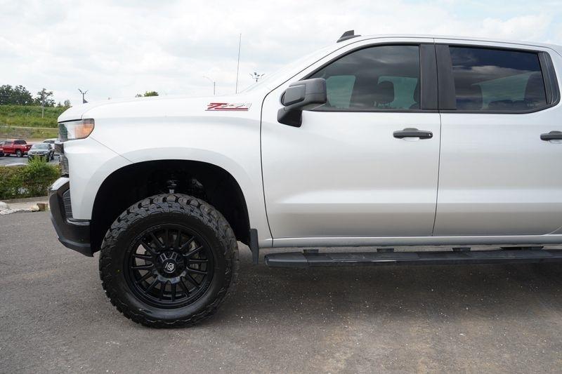 Chevrolet Silverado 1500 4WD Crew Cab 147" Custom Trail Boss 2021