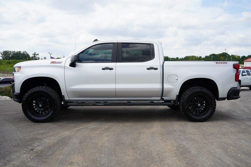 Chevrolet Silverado 1500 4WD Crew Cab 147" Custom Trail Boss 2021