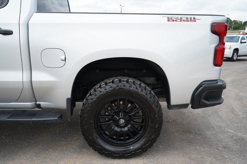 Chevrolet Silverado 1500 4WD Crew Cab 147" Custom Trail Boss 2021