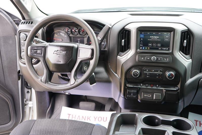 Chevrolet Silverado 1500 4WD Crew Cab 147" Custom Trail Boss 2021