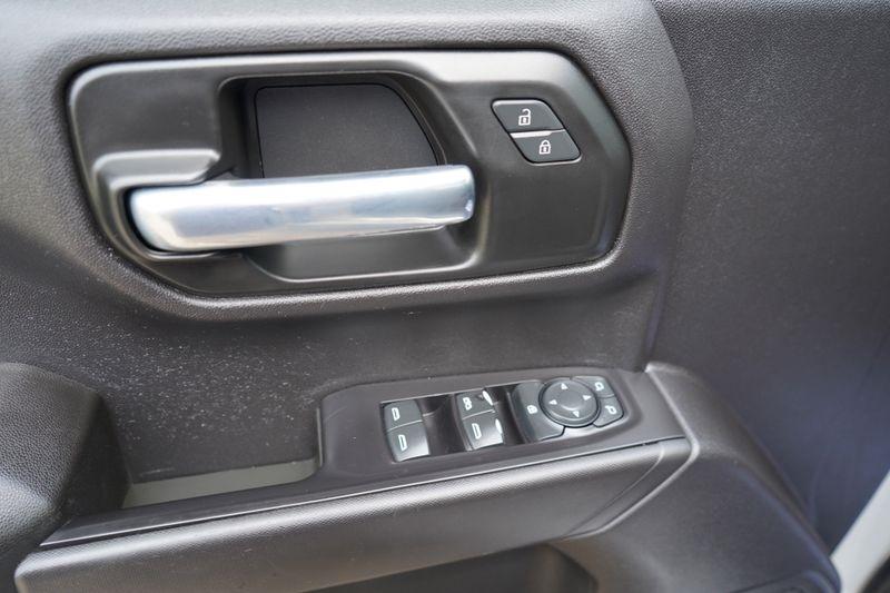 Chevrolet Silverado 1500 4WD Crew Cab 147" Custom Trail Boss 2021