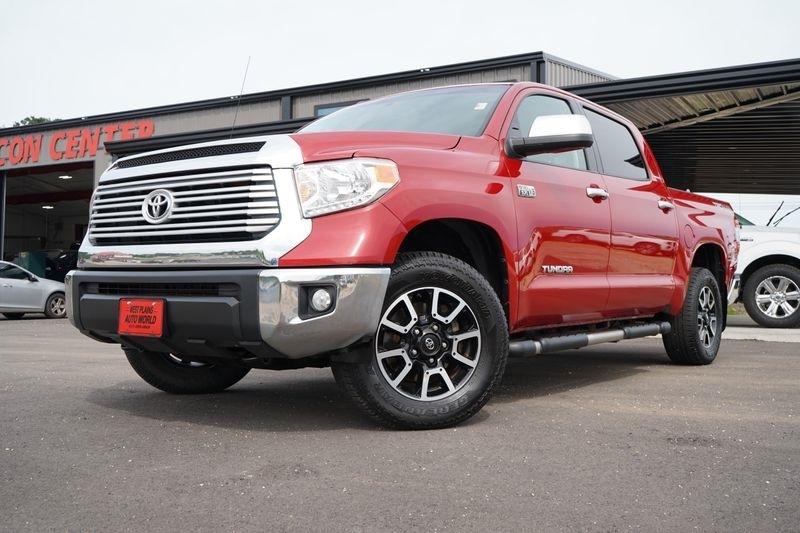 Toyota Tundra 4WD Limited CrewMax 5.5' Bed 5.7L FFV (Natl) 2017