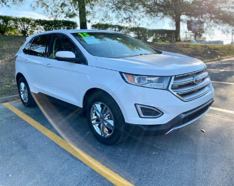 2015 Ford Edge SEL photo 2