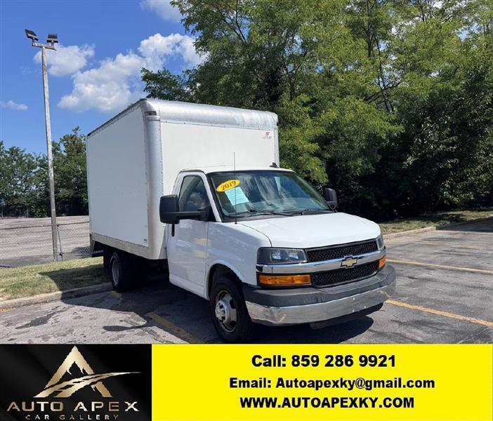 2019 Chevrolet Express 