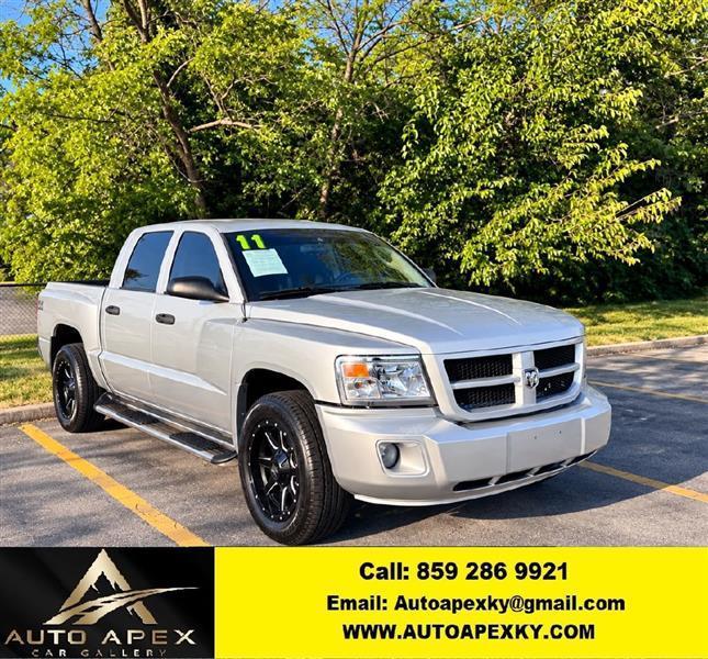 2011 Dodge Dakota SLT