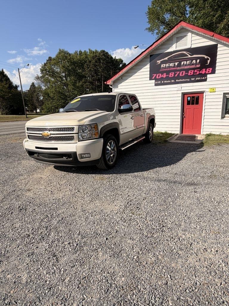2013 Chevrolet Silverado 1500 LTZ Crew Cab 4WD