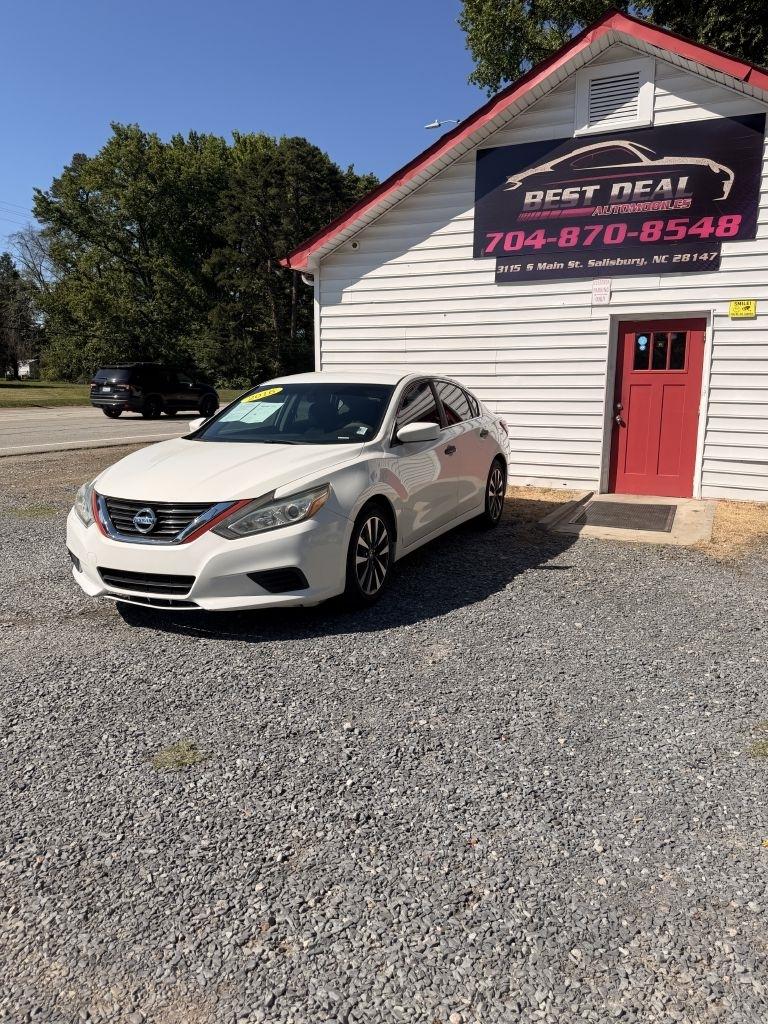 2016 Nissan Altima 2.5 S's photo