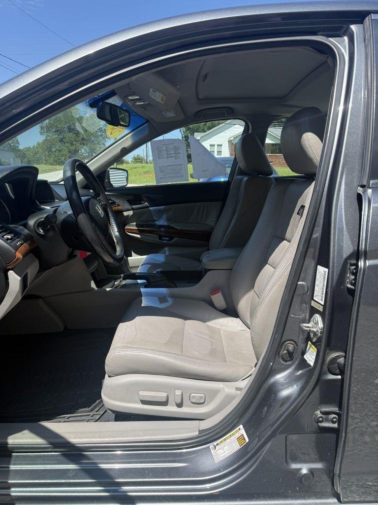 2012 Honda Accord EX-L V6 - Photo 10
