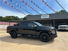 2018 Nissan Titan 