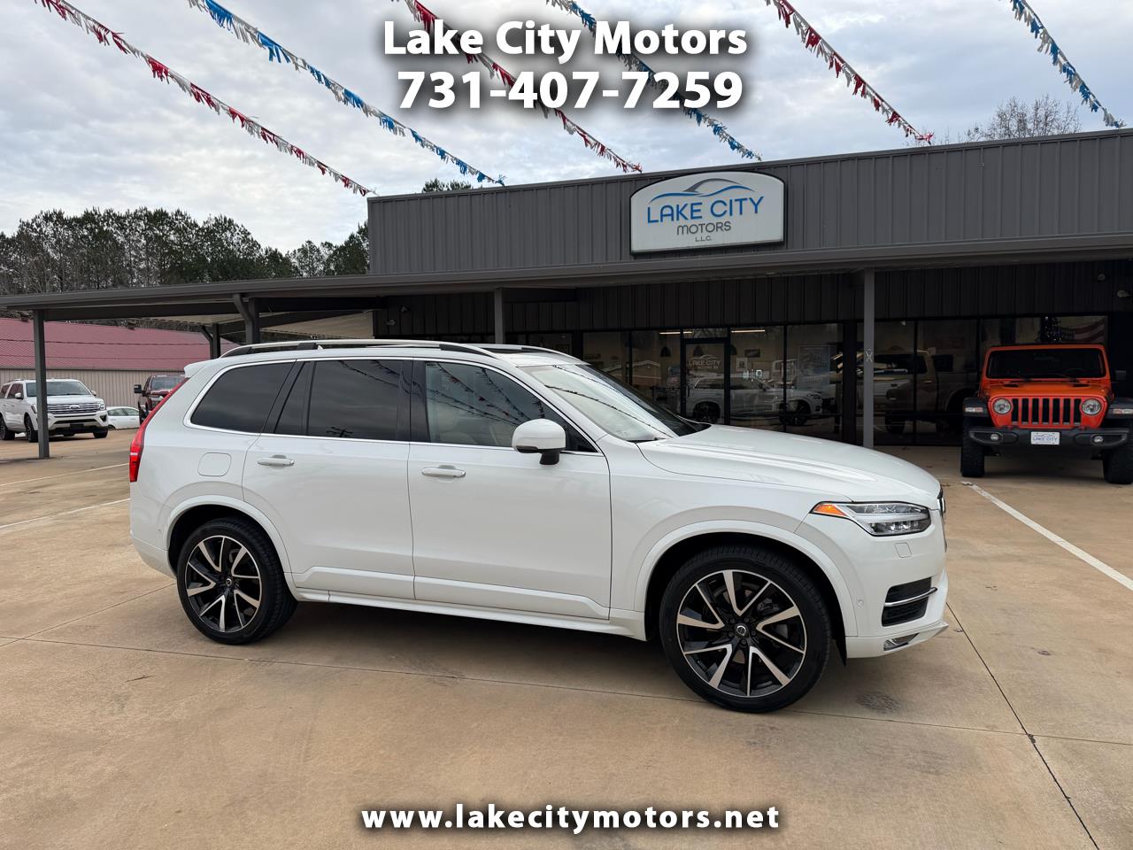 2019 Volvo XC90 T6 Momentum AWD