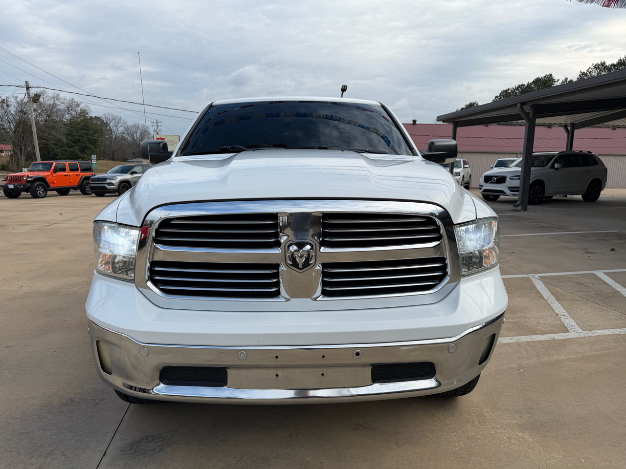 RAM 1500 SLT Crew Cab SWB 4WD 2015