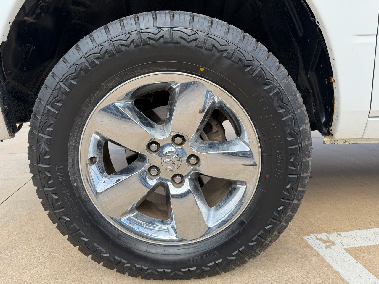 RAM 1500 SLT Crew Cab SWB 4WD 2015