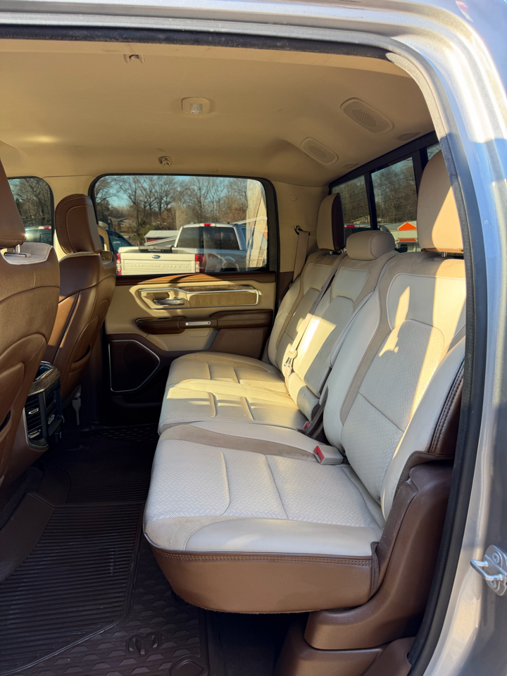 RAM 1500 Laramie Crew Cab SWB 4WD 2020