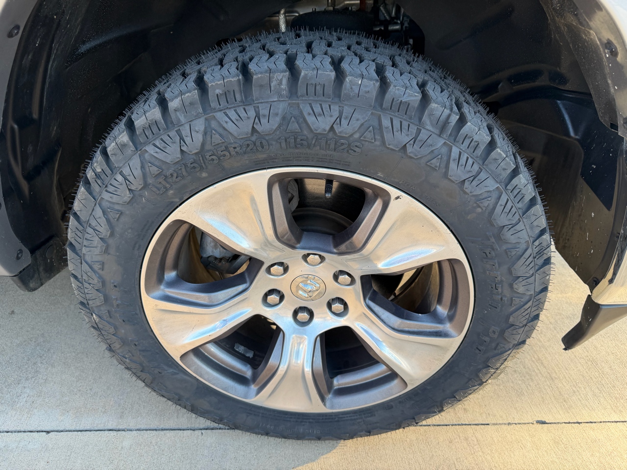 RAM 1500 Laramie Crew Cab SWB 4WD 2020