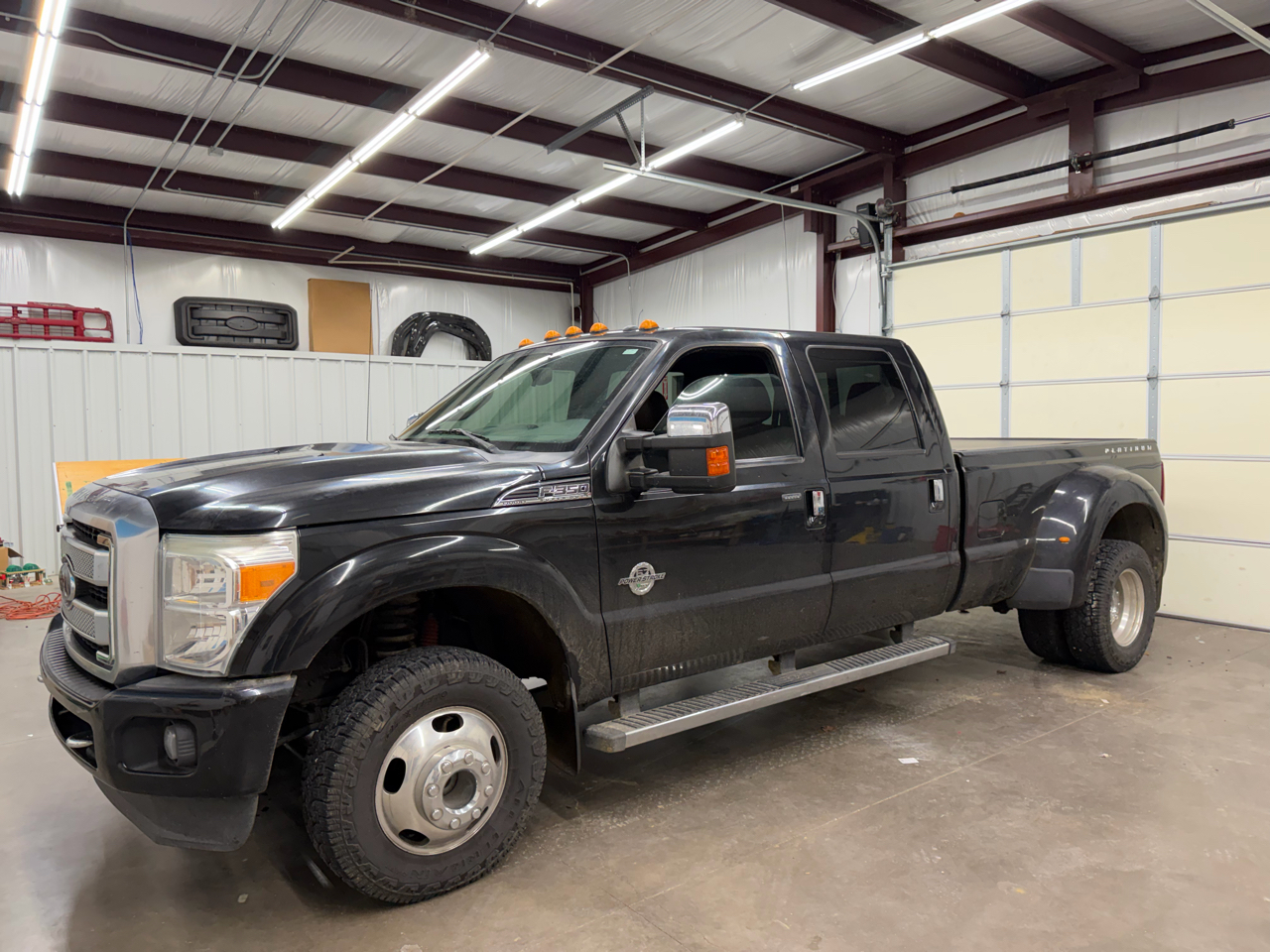 Ford F-350 SD Platinum Crew Cab Long Box 4WD DRW 2013