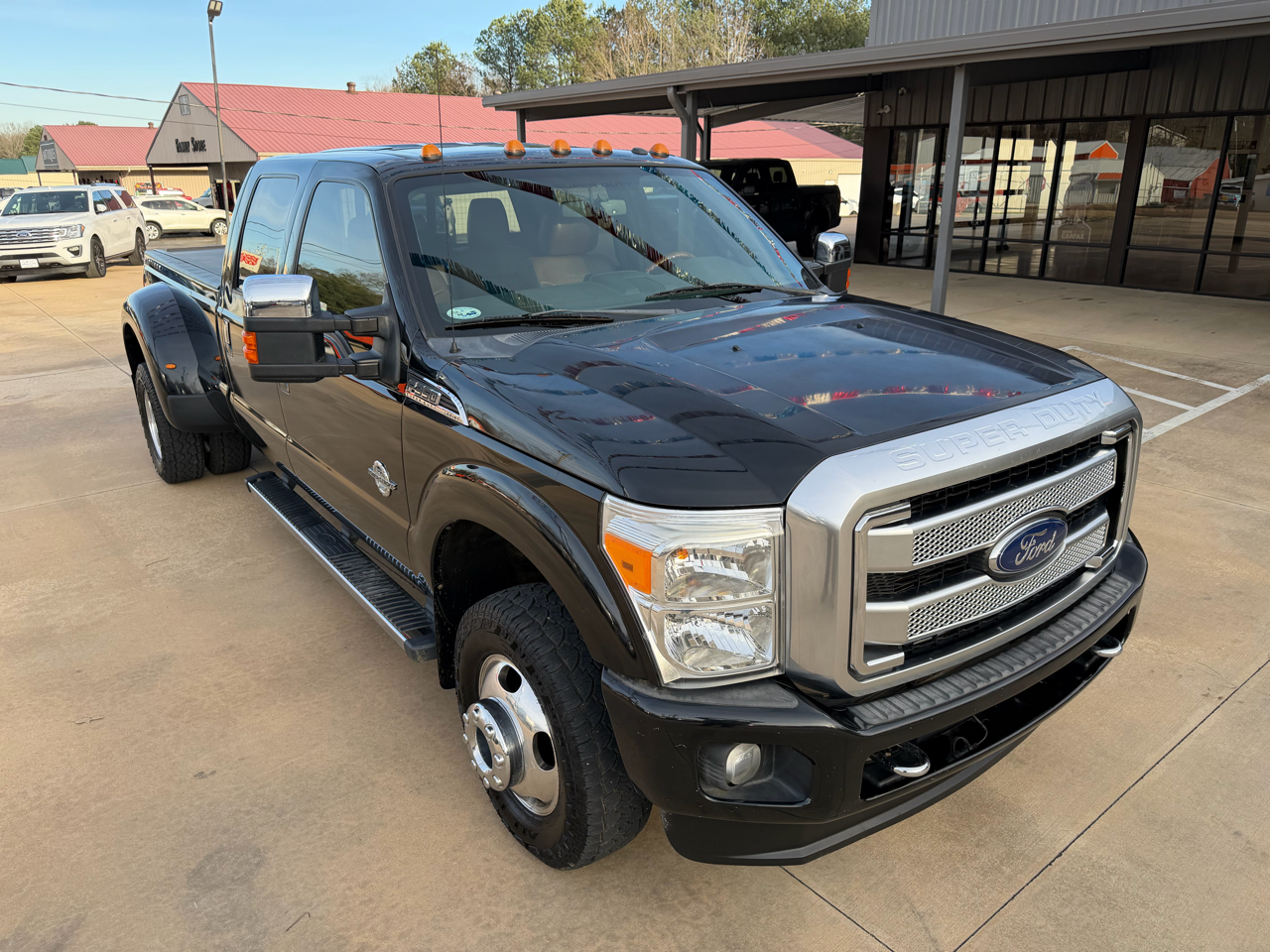 Ford F-350 SD Platinum Crew Cab Long Box 4WD DRW 2013