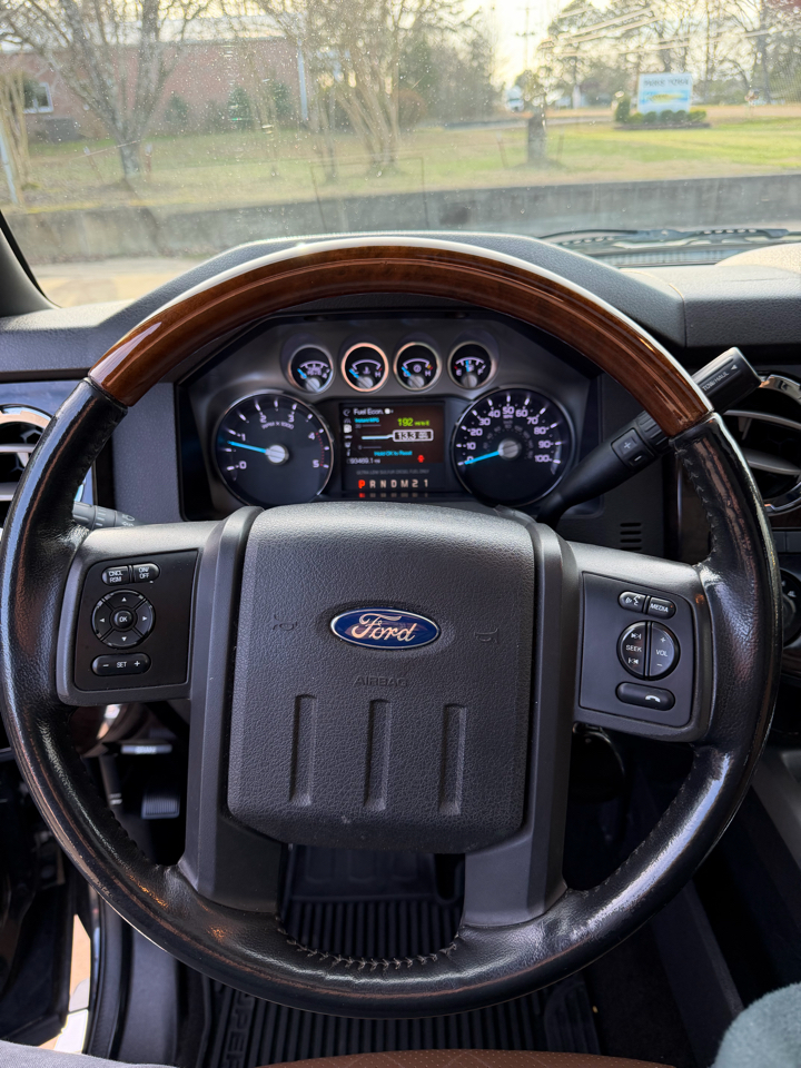 Ford F-350 SD Platinum Crew Cab Long Box 4WD DRW 2013