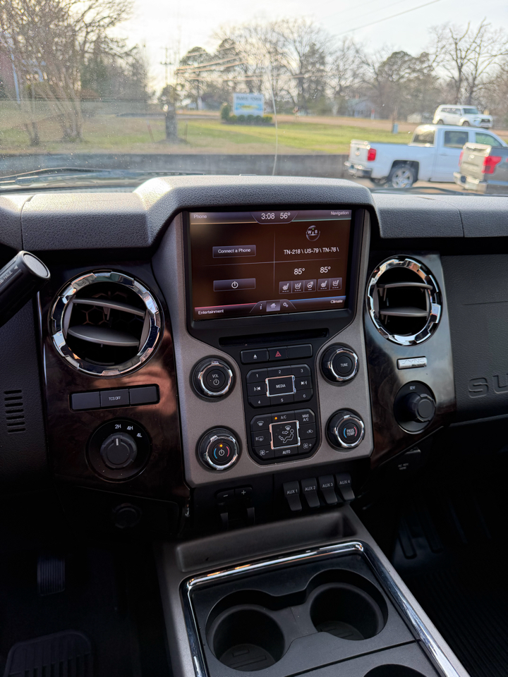 Ford F-350 SD Platinum Crew Cab Long Box 4WD DRW 2013