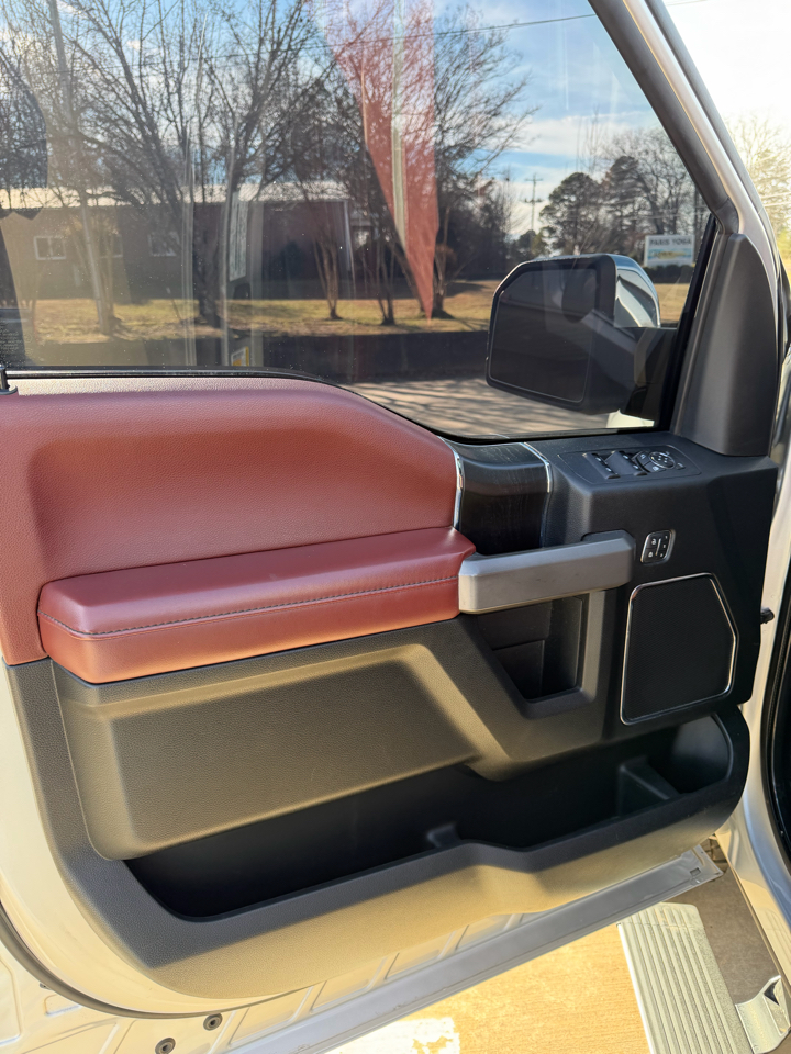 Ford F-150 Platinum SuperCrew 5.5-ft. Bed 4WD 2019