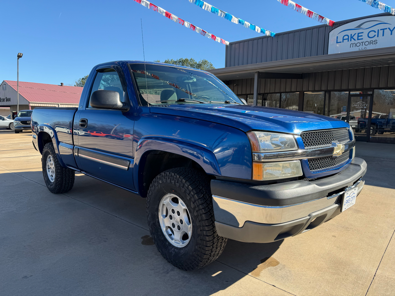 Chevrolet Silverado 1500 Short Bed 4WD 2003