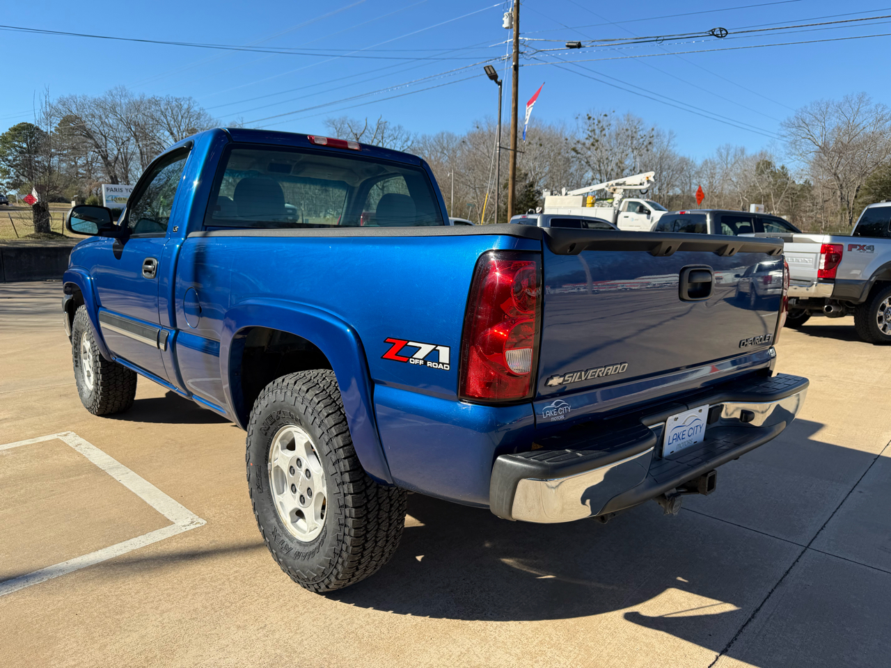 Chevrolet Silverado 1500 Short Bed 4WD 2003