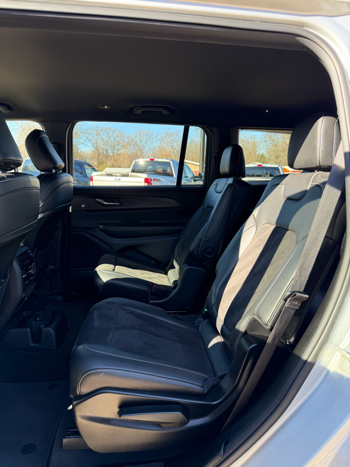 Jeep Grand Cherokee L Altitude 4x4 2023