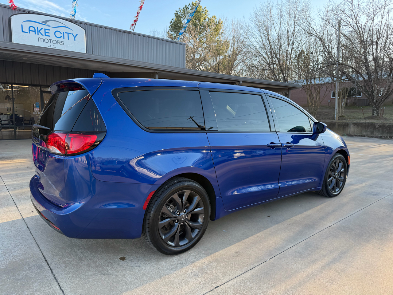 Chrysler Pacifica Touring Plus 2019