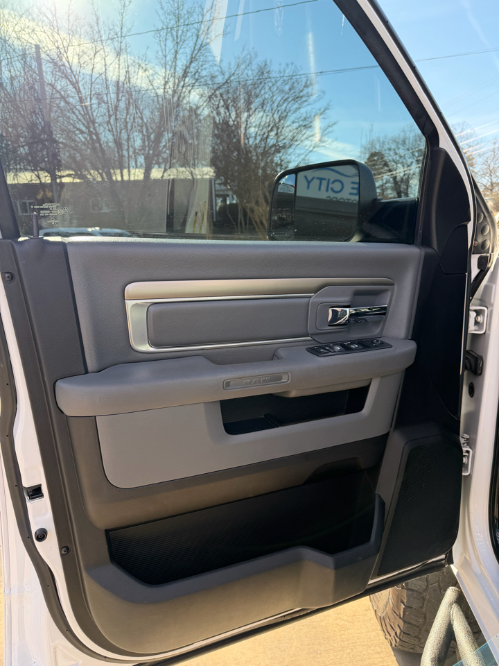 RAM 2500 4WD Crew Cab 149" Lone Star 2017