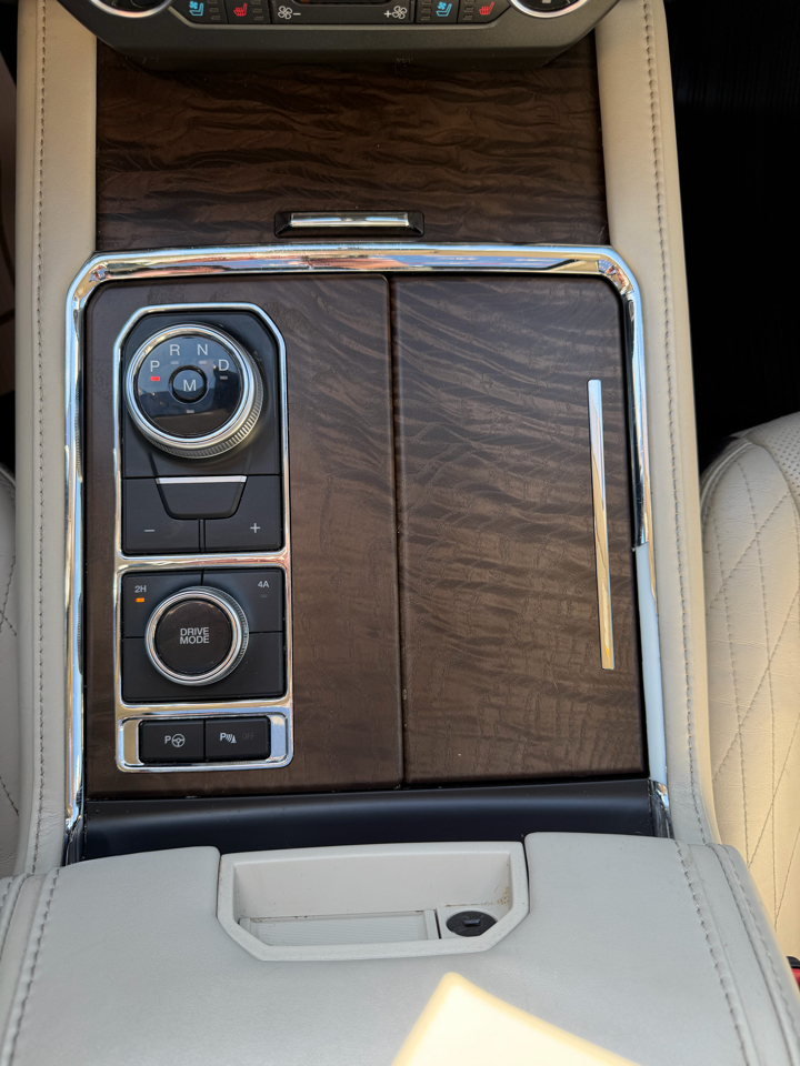 Ford Expedition Platinum 4WD 2020