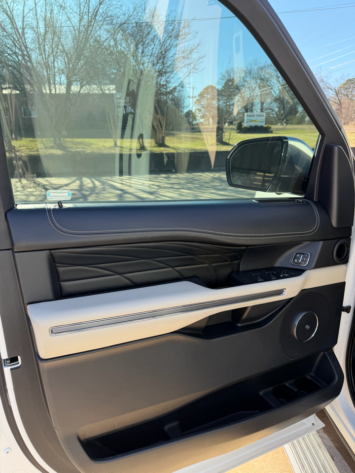 Ford Expedition Platinum 4WD 2020