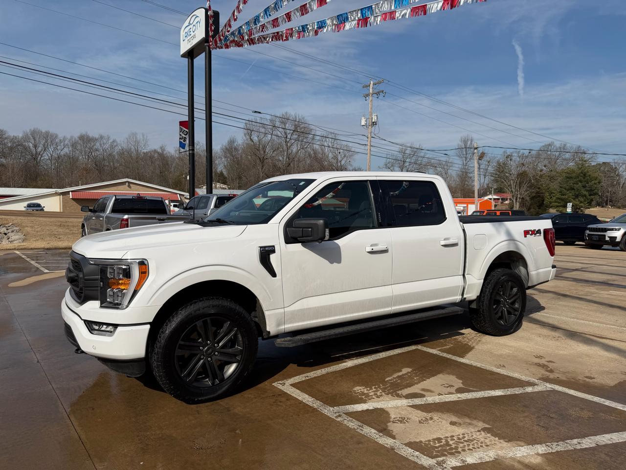 Ford F-150 XLT SuperCrew 5.5-ft. Bed 4WD 2021