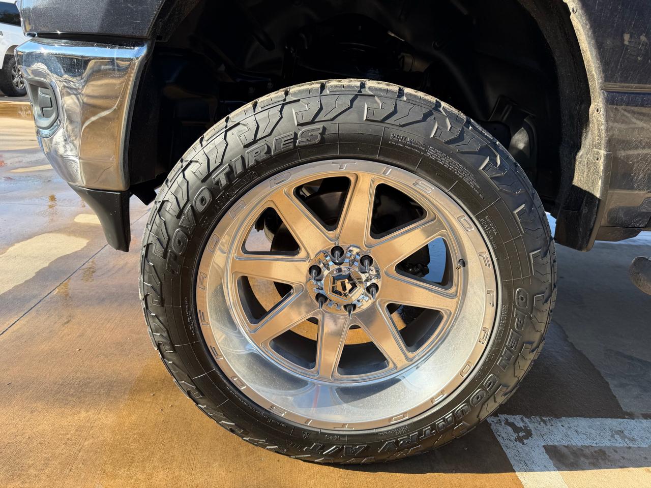 RAM 1500 Big Horn Crew Cab SWB 4WD 2020