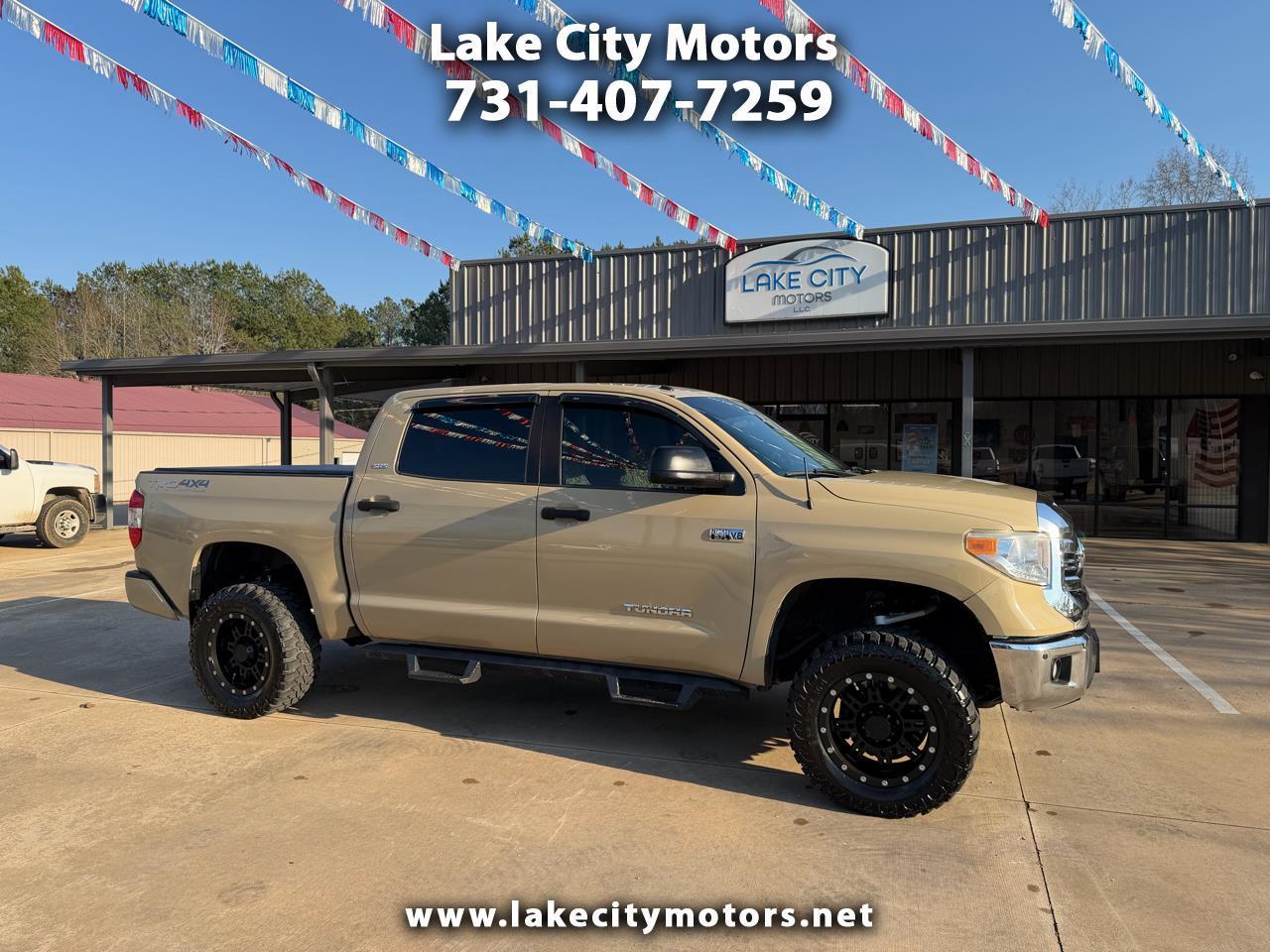 Toyota Tundra SR5 5.7L V8 FFV CrewMax 4WD 2017