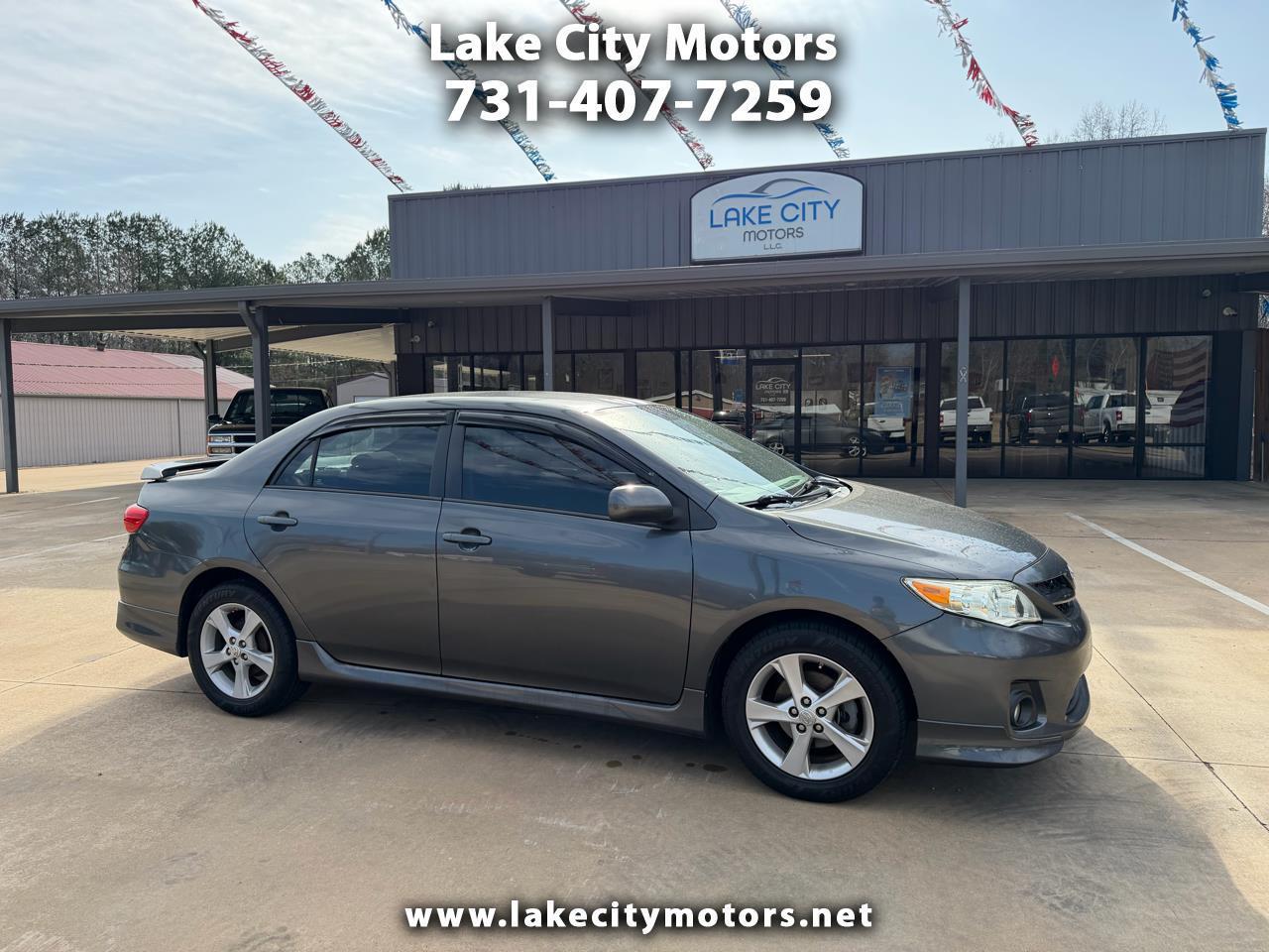 2013 Toyota Corolla S 4-Speed AT