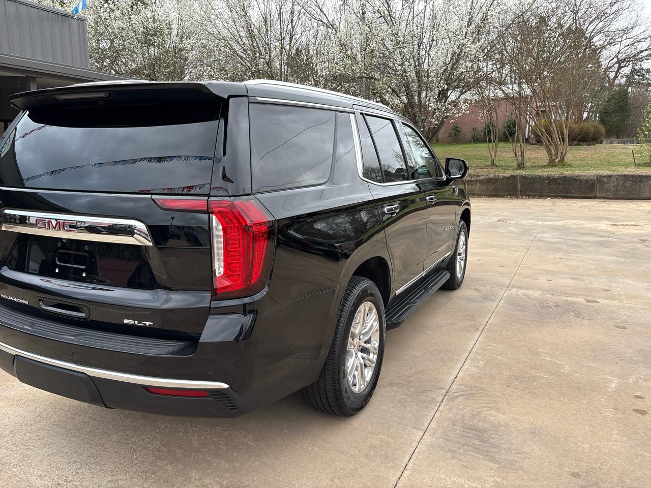 GMC Yukon SLT 4WD 2021